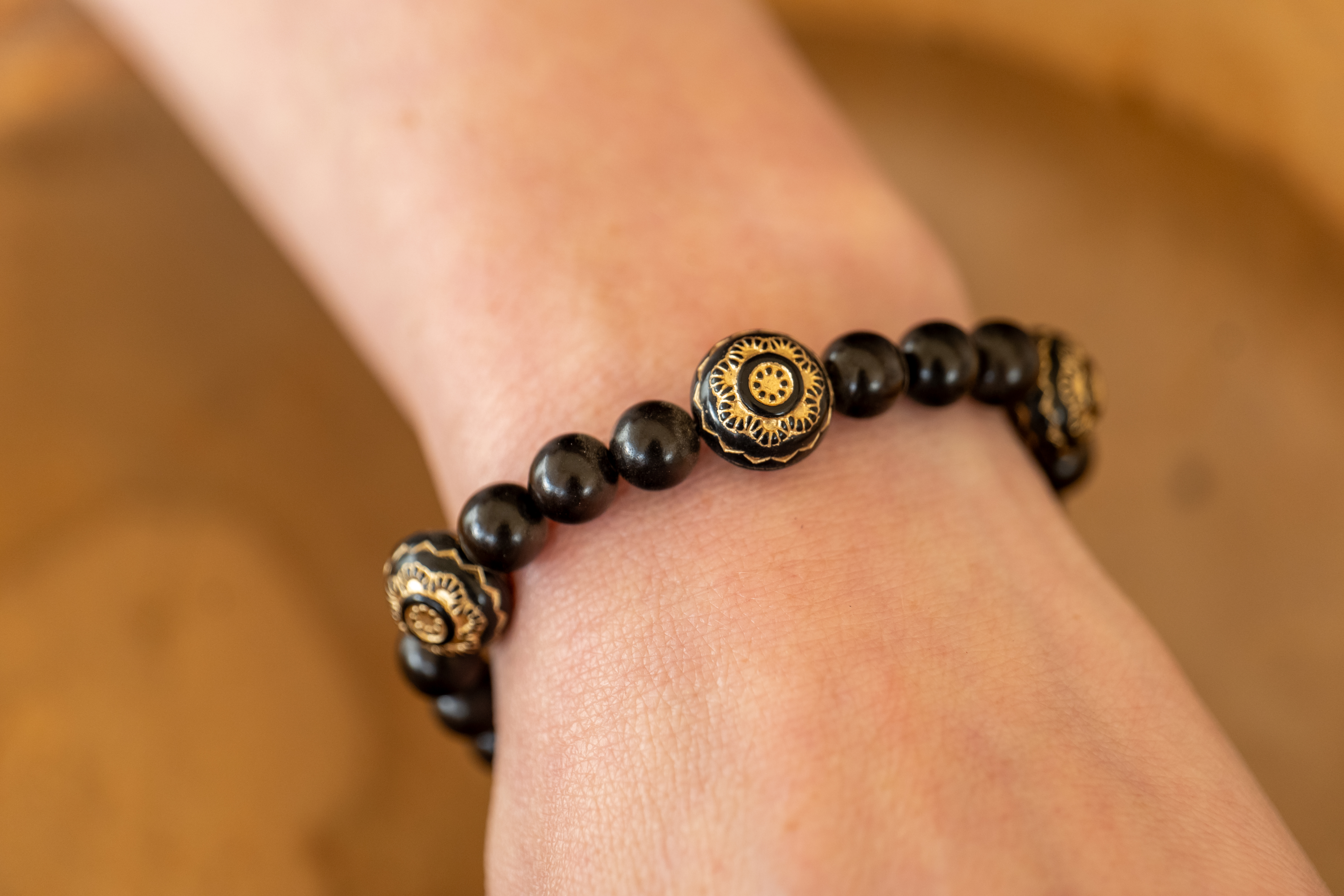 Armband „Schwarzes Mandala"