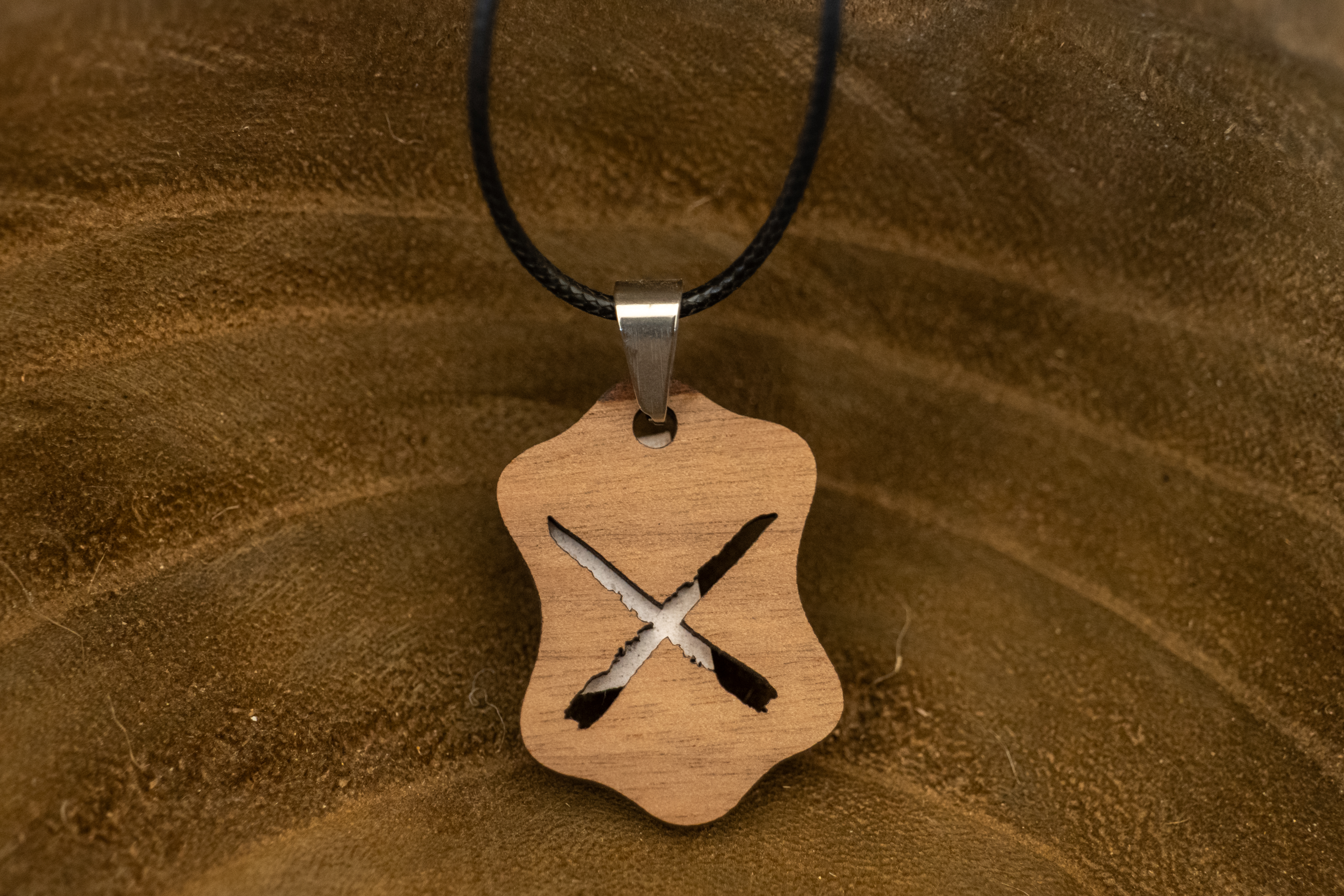 Anhänger „Rune Gebo"