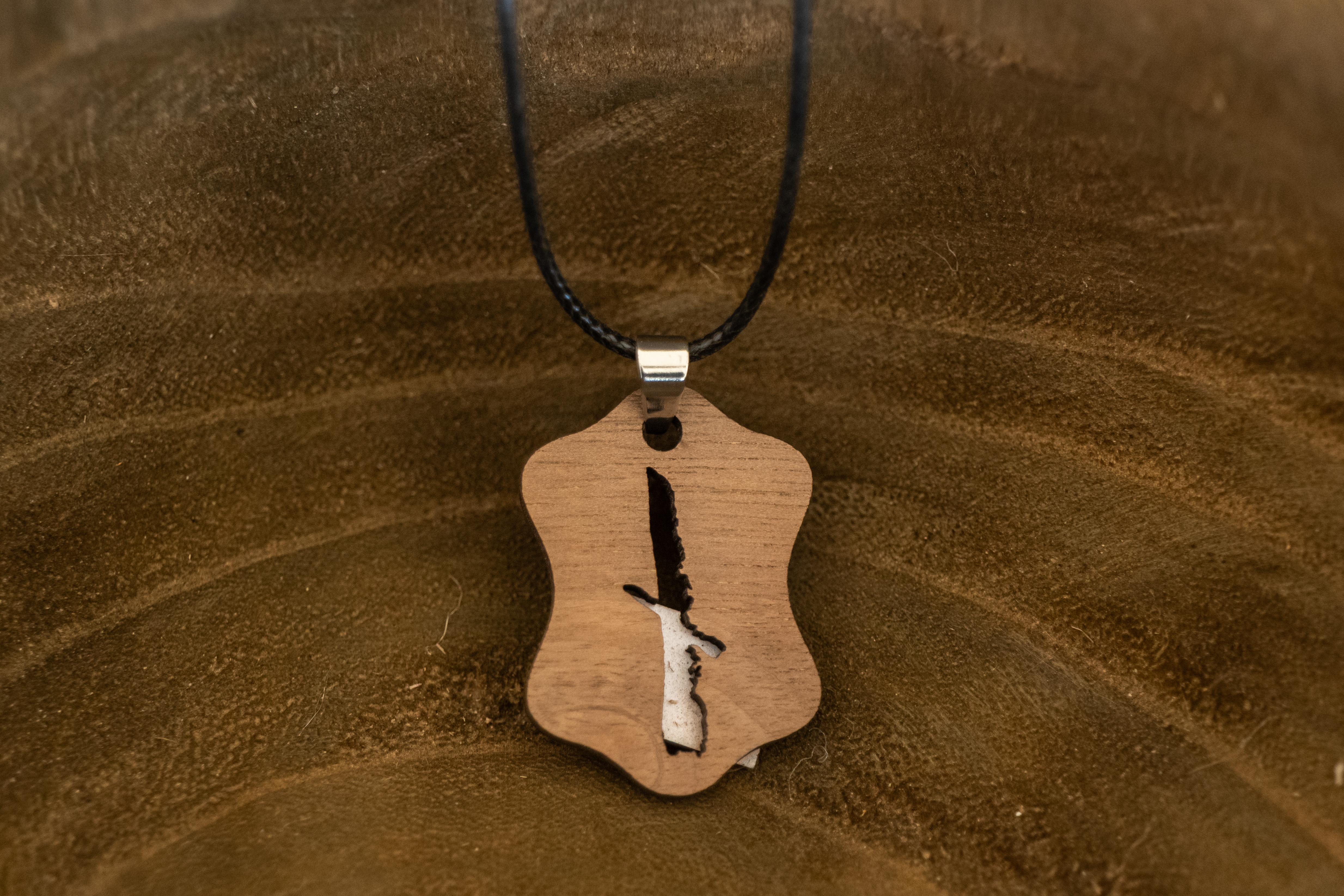 Anhänger „Rune Isa"