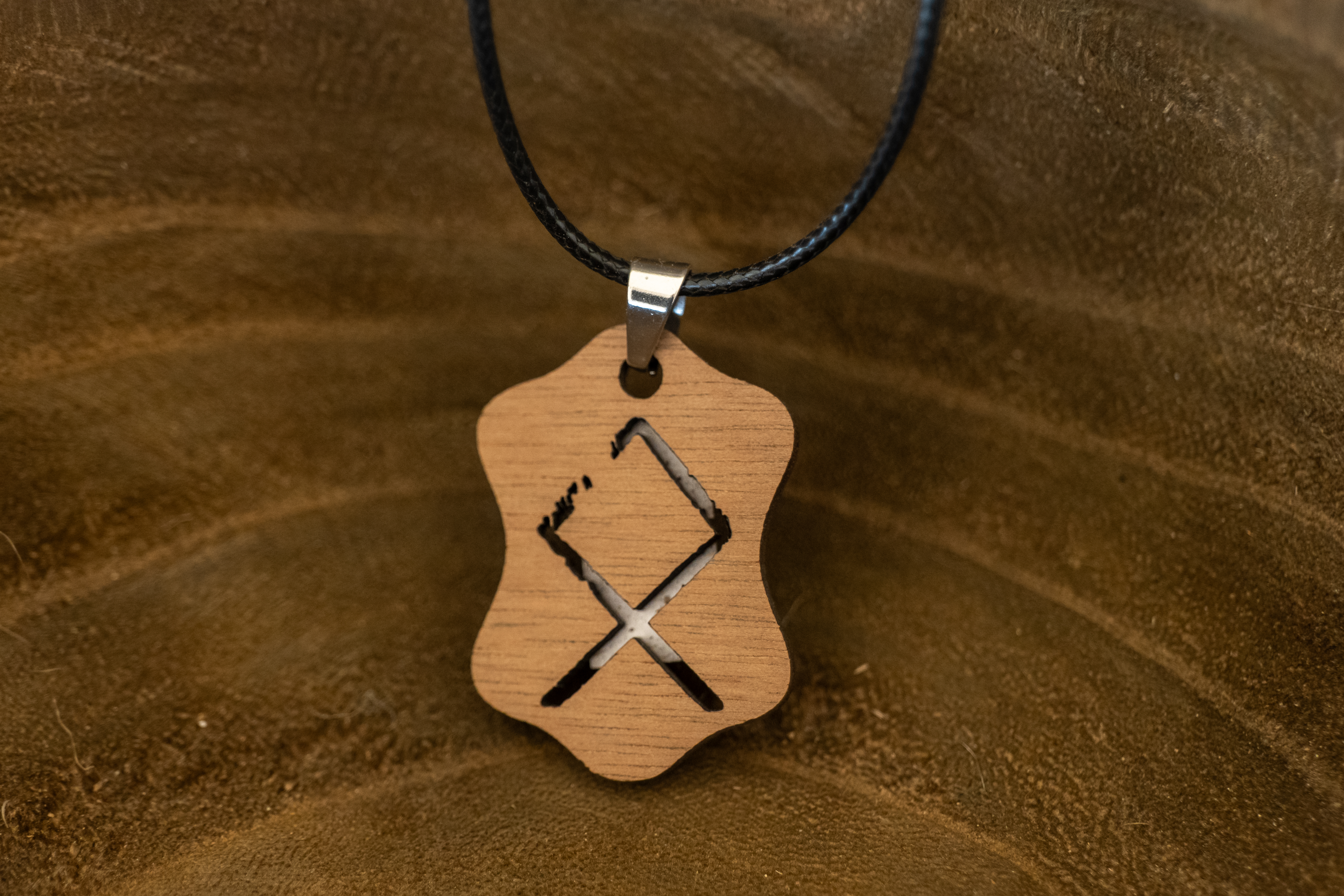 Anhänger „Rune Othala"